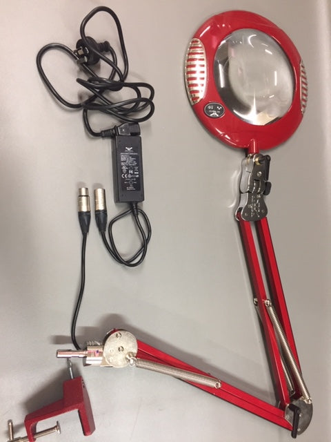 red magnifing led lamp.jpg