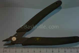 Xuron Micro Shear A/S Lead Retainer